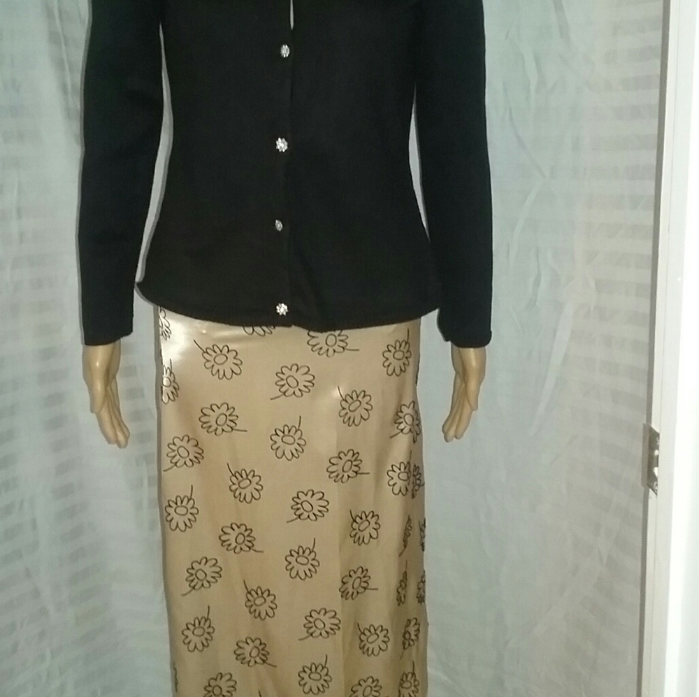 Top/LIZ CLAIBORNE sz s sh 13 1/2 x 2
